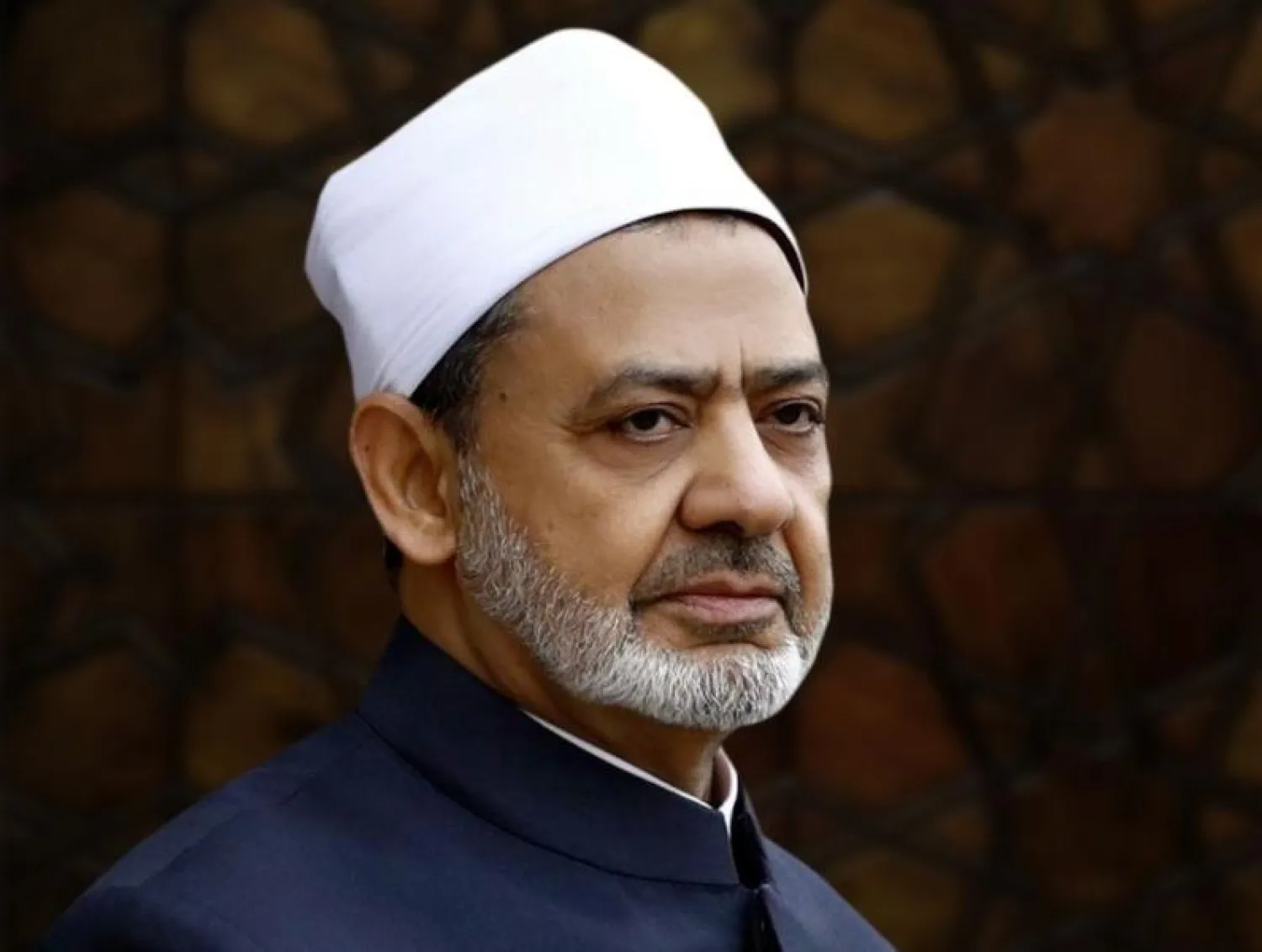 الأزهر يحذر من انتحال اسمه أو اسم الأمام الأكبر أو يدعي تمثيله دون صفة رسمية
